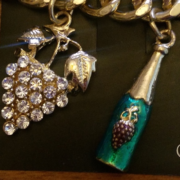 SOLD - Picture 4 of 5